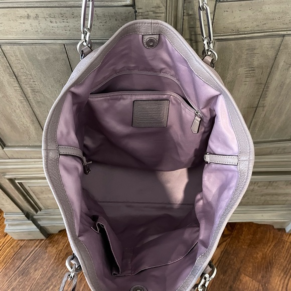 Nude Coach Tote - Picture 2 of 7